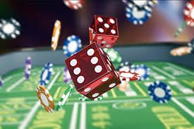 cmbets app showing live betting interface with football odds and live-dealer table selections